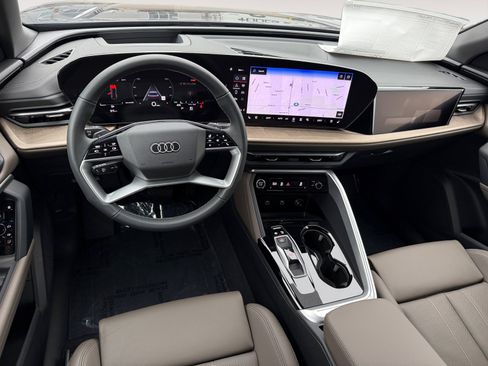 New 2025 Audi Q5 Prestige image 15