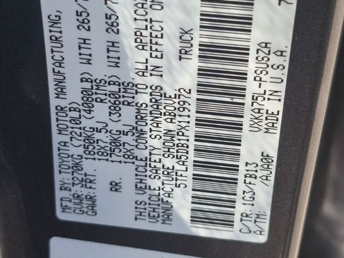 Used 2023 Toyota Tundra SR5 w/ SR5 Convenience Package AWD/4WD image 27
