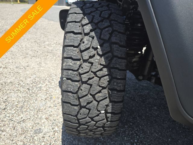 Used 2026 Jeep Gladiator Mojave AWD/4WD image 29