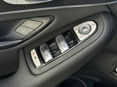 Certified 2020 Mercedes-Benz GLC 300 image 28