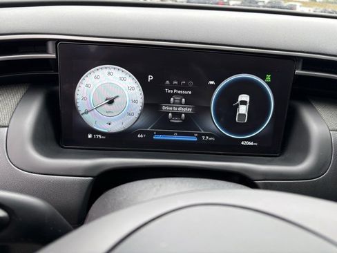 Used 2023 Hyundai Santa Cruz Limited w/ Winter Package image 9