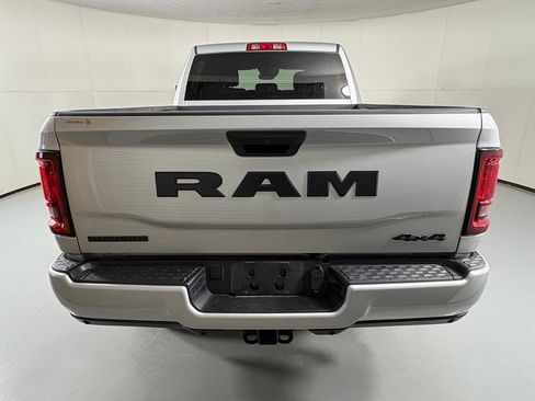 Used 2026 RAM 2500 Big Horn AWD/4WD image 7