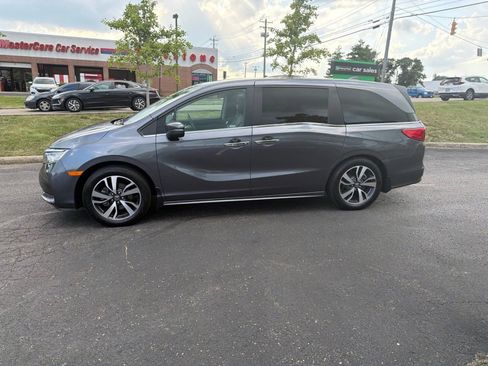 Used 2023 Honda Odyssey Touring image 9