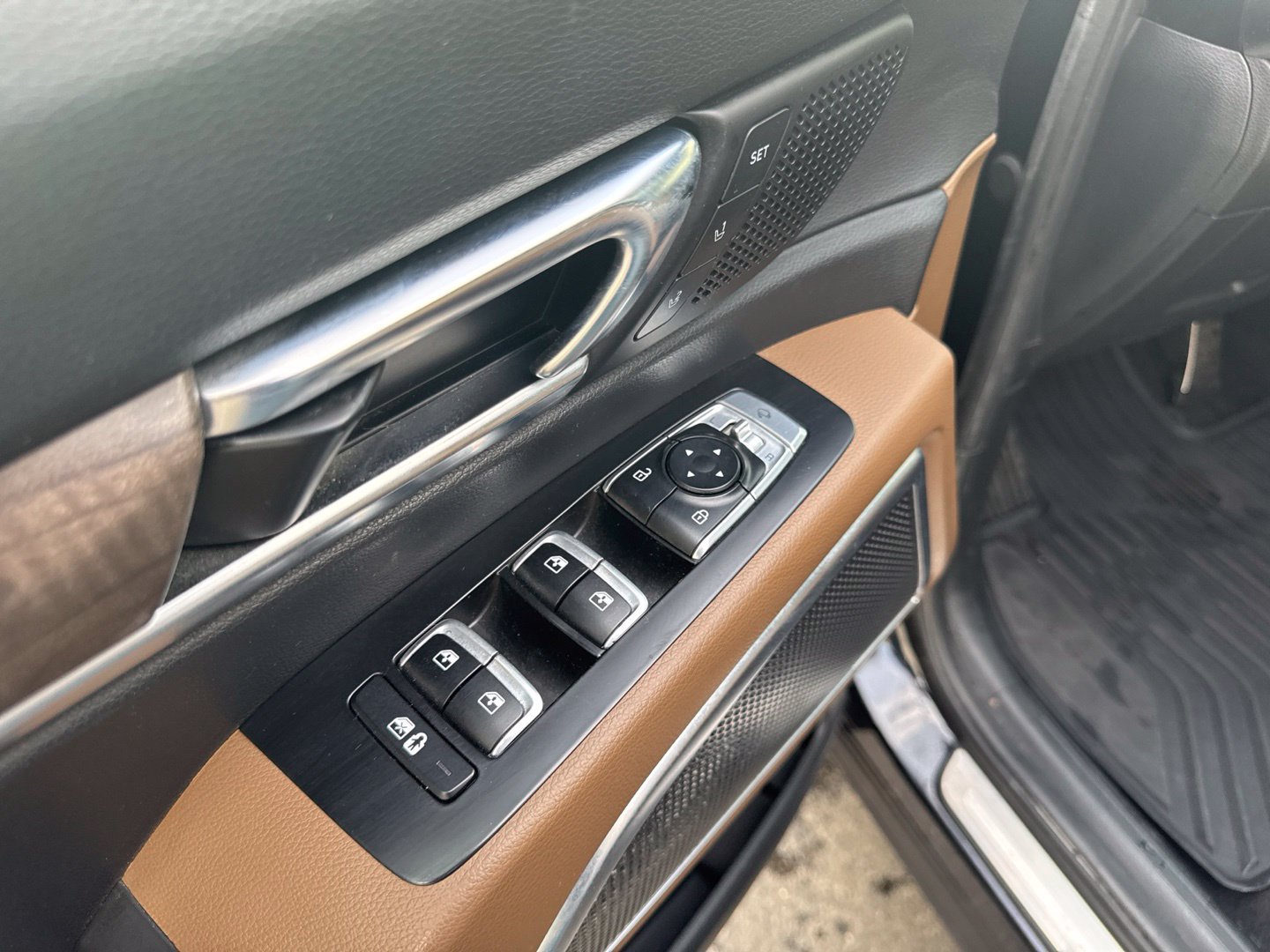 Used 2021 Kia Telluride SX w/ SX Prestige Package AWD/4WD image 21
