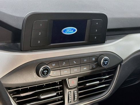 Used 2022 Ford Escape S AWD/4WD image 4