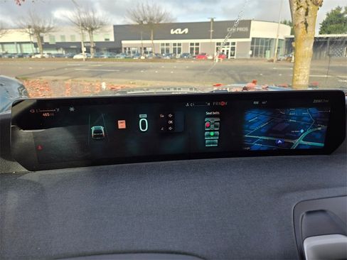 Used 2025 Ford Expedition Max Active image 13