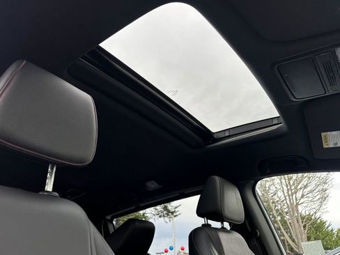 Used 2023 Honda Odyssey Sport image 17