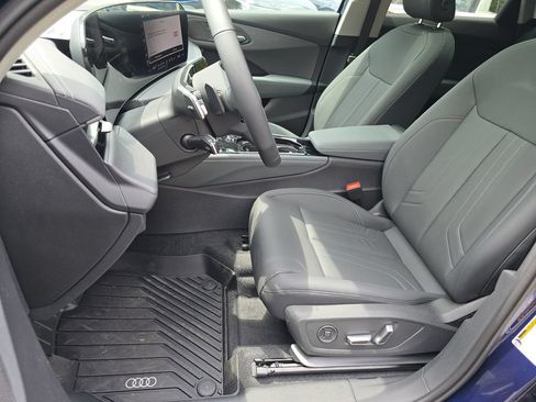 Certified 2026 Audi Q3 quattro 2.0T AWD/4WD image 24