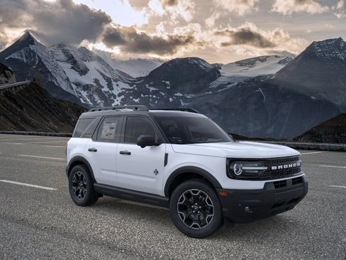New 2026 Ford Bronco Sport Outer Banks w/ Outer Banks Tech Package+ AWD/4WD image 7