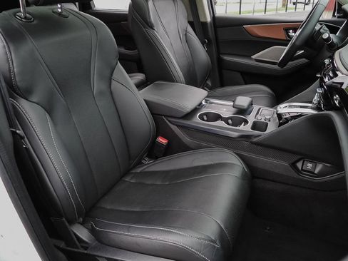 Used 2022 Acura MDX SH-AWD w/ Technology Package image 19