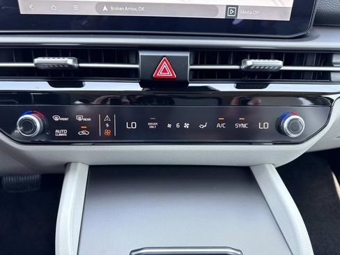 New 2026 Kia Sportage SX Prestige image 22