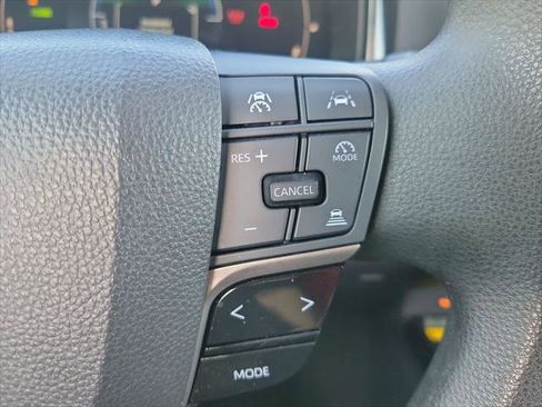 Used 2025 Toyota Camry LE FWD image 21