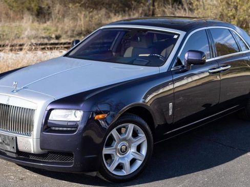 Used 2011 Rolls-Royce Ghost image 3