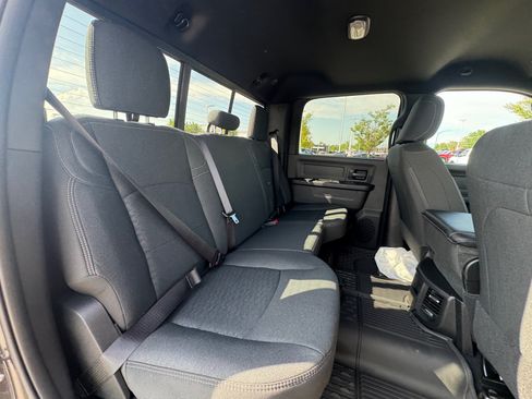 New 2027 RAM 2500 Tradesman AWD/4WD image 13
