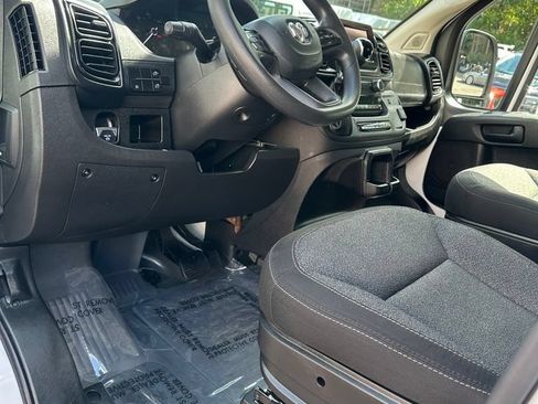 Used 2023 RAM ProMaster 3500 w/ Driver Convenience Group FWD image 10