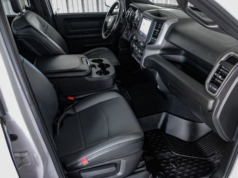 Used 2022 RAM 3500 Tradesman w/ Chrome Appearance Group image 12