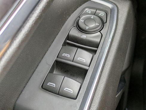 Used 2023 Chevrolet Silverado 1500 LT image 19