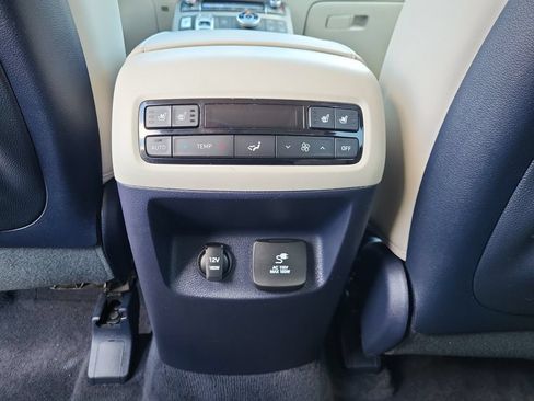 Used 2021 Hyundai Palisade Limited w/ Cargo Package AWD/4WD image 16