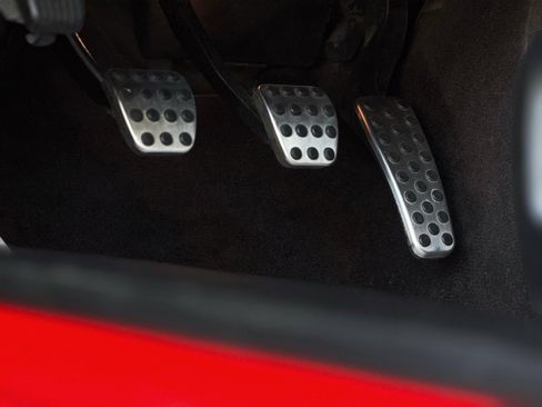 Used 2018 Dodge Challenger T/A image 17