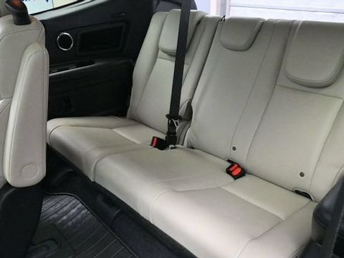 Used 2020 Subaru Ascent Limited w/ Technology Package AWD/4WD image 22