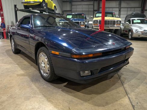 Used 1988 Toyota Supra RWD image 12