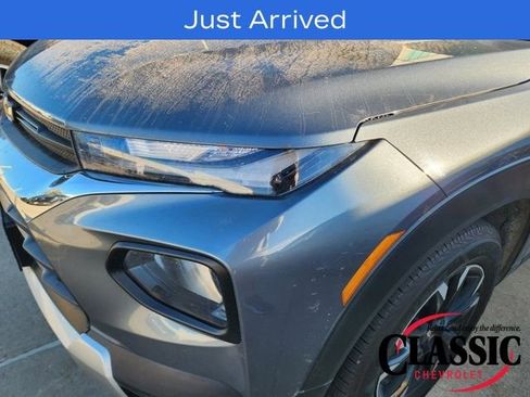 Used 2021 Chevrolet TrailBlazer LT w/ Convenience Package image 13
