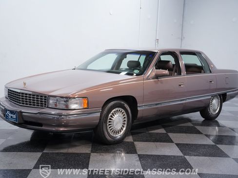 Used 1995 Cadillac De Ville Sedan FWD image 6