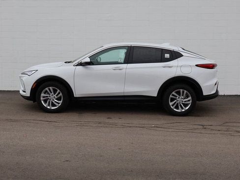 New 2026 Buick Envista Sport Touring w/ Convenience II Package FWD image 3