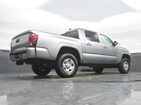 Used 2021 Toyota Tacoma SR image 31