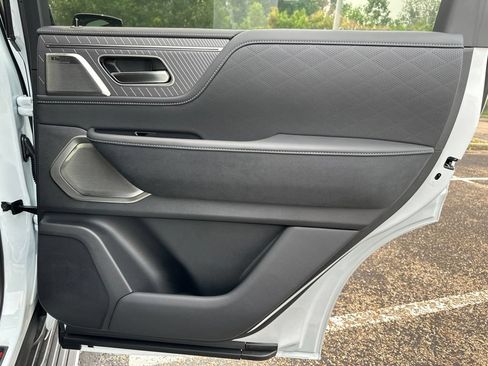 New 2027 INFINITI QX80 Autograph AWD/4WD image 21