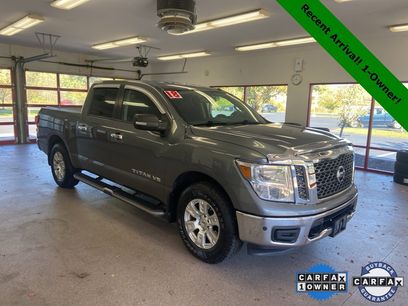 Used 2018 Nissan Titan SV w/ SV Convenience Package