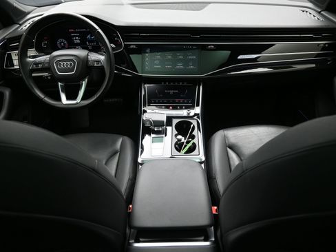 Used 2020 Audi Q7 3.0T Prestige w/ Prestige Package image 13