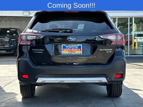 Used 2023 Subaru Outback Limited XT AWD/4WD image 5