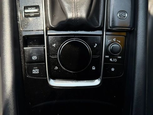 Used 2023 MAZDA MAZDA3 s FWD image 27