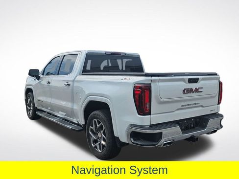 Used 2022 GMC Sierra 1500 SLT w/ SLT Premium Plus Package AWD/4WD image 7