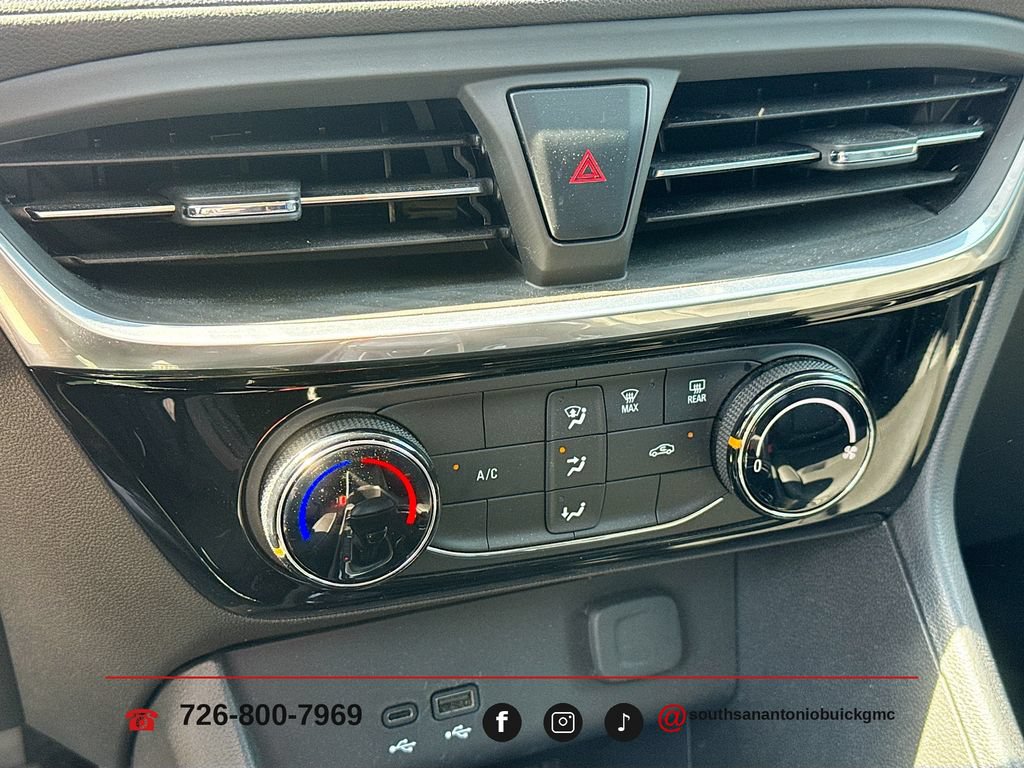 Used 2024 Buick Encore GX Sport Touring FWD image 18