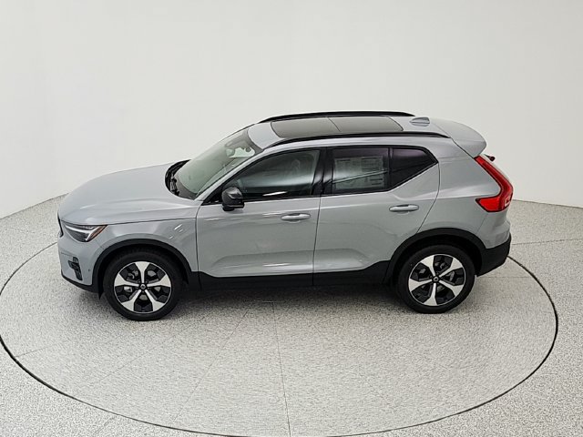 New 2026 Volvo XC40 B5 Plus w/ Protection Package Premier AWD/4WD image 36