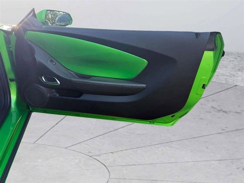 Used 2010 Chevrolet Camaro LT RWD image 14