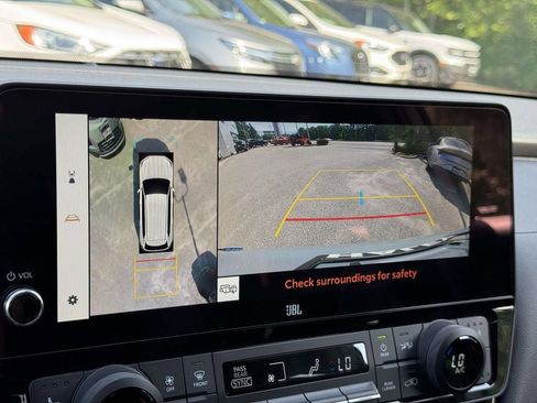 Used 2025 Toyota Grand Highlander AWD Hybrid image 4