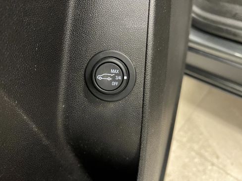 Used 2019 Chevrolet Equinox LT image 34