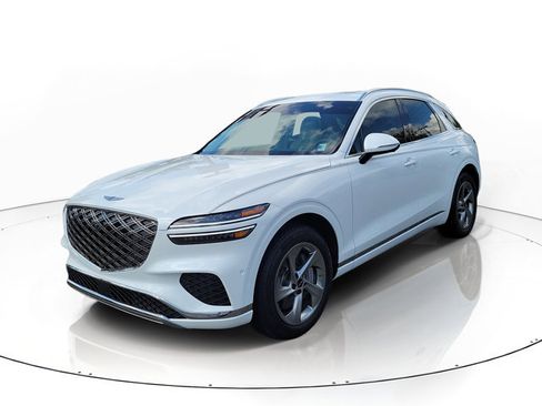Used 2026 Genesis GV70 2.5T Advanced AWD/4WD image 4