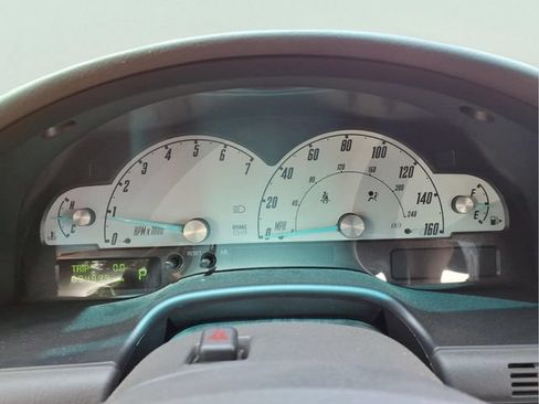 Used 2002 Ford Thunderbird RWD image 14