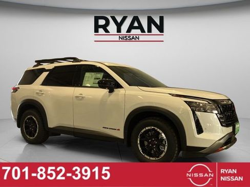 New 2026 Nissan Pathfinder Rock Creek w/ Rock Creek Premium Package AWD/4WD image 19
