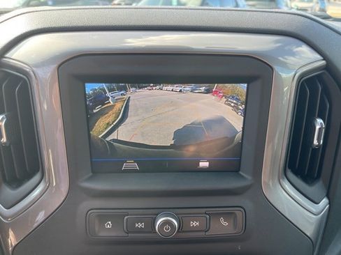 Used 2023 Chevrolet Silverado 2500 Custom w/ Custom Convenience Package image 19