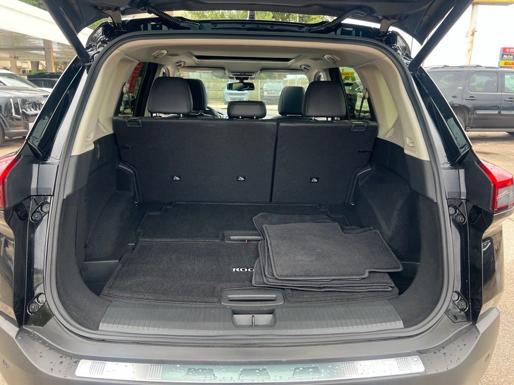 Certified 2023 Nissan Rogue SL AWD/4WD image 13