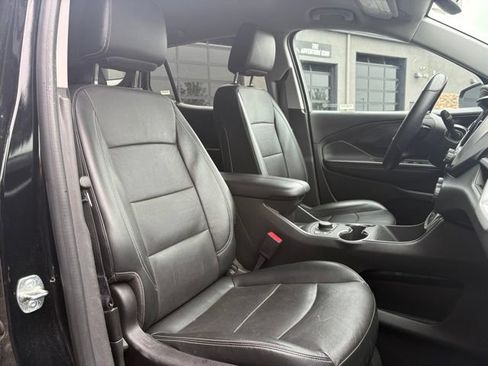 Used 2024 GMC Terrain SLT AWD/4WD image 12