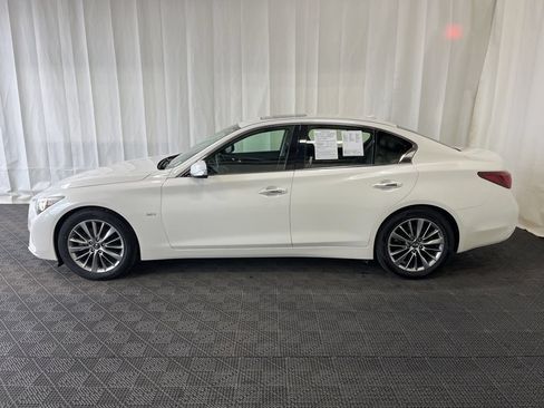 Used 2018 INFINITI Q50 Luxe w/ Cargo Package (L95) AWD/4WD image 29