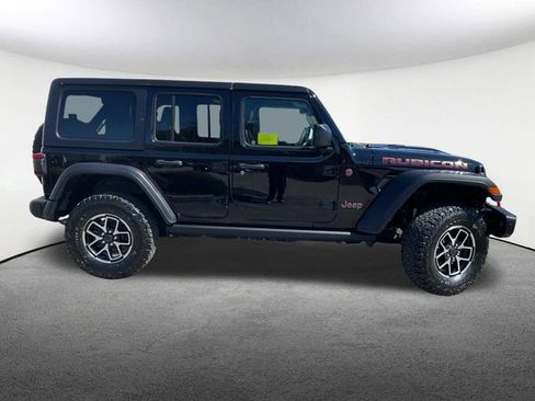 Used 2025 Jeep Wrangler Unlimited Rubicon w/ Steel Bumper Group AWD/4WD image 13