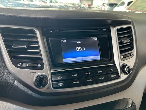 Used 2017 Hyundai Tucson SE image 17