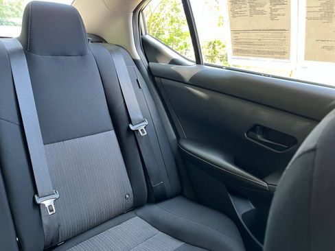 Used 2025 Nissan Sentra SV FWD image 30